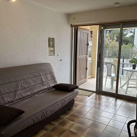 Sp230-005 2 Couchages Pierre La Apartment